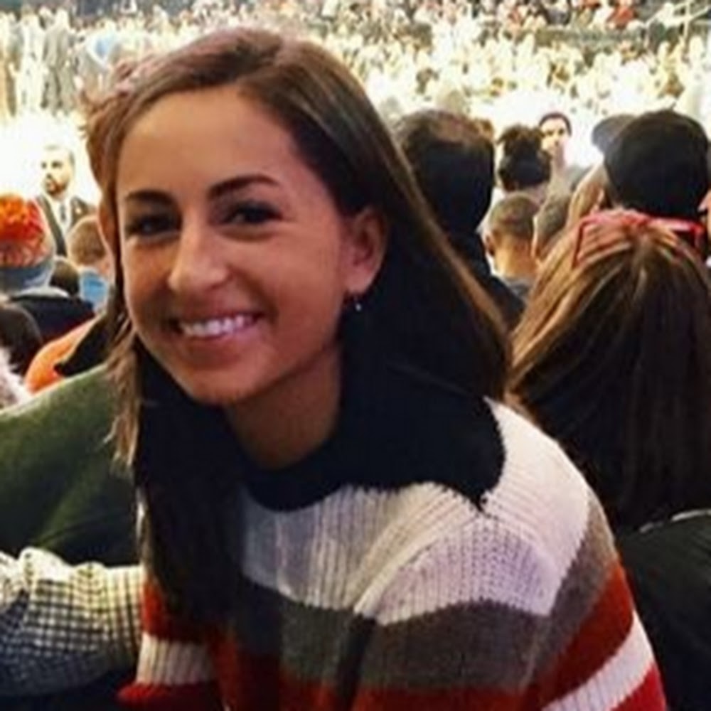 Meet your Posher, Caroline